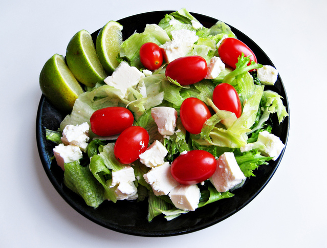 Ilustrasi Salad | Img:freeimages.com