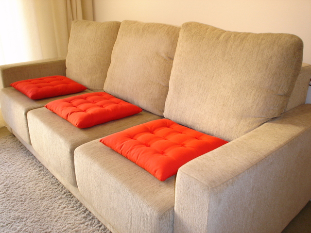 Ilustrasi Sofa | Img:freeimages.com