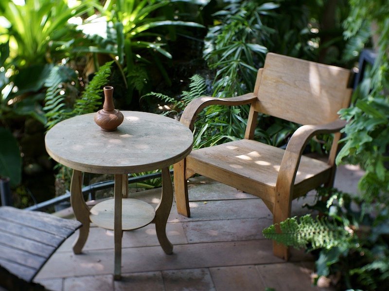 Desain Taman Belakang Minimalis Jadi Cantik & Asri