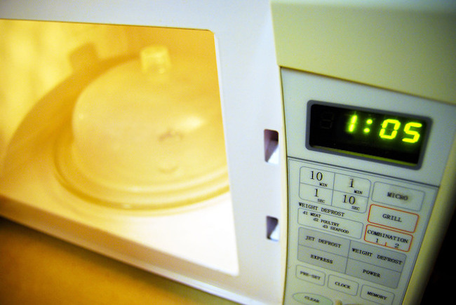 Tips Aman menggunakan Microwave | TipsRumah.com